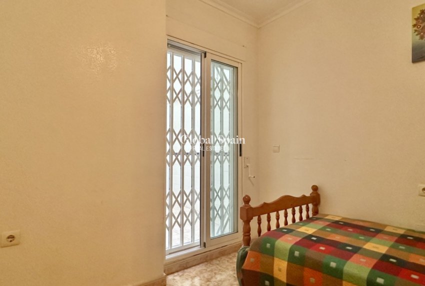 Wederverkoop - Appartement -
TORREVIEJA - Playa del Cura