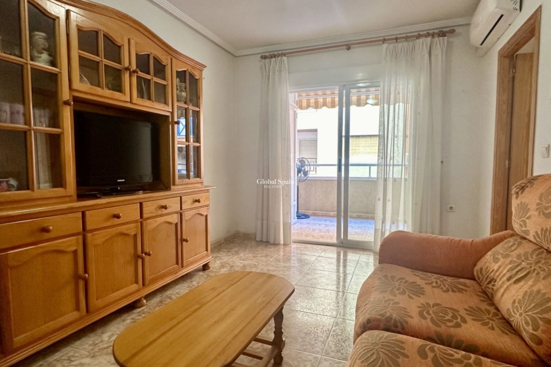 Wederverkoop - Appartement -
TORREVIEJA - Playa del Cura