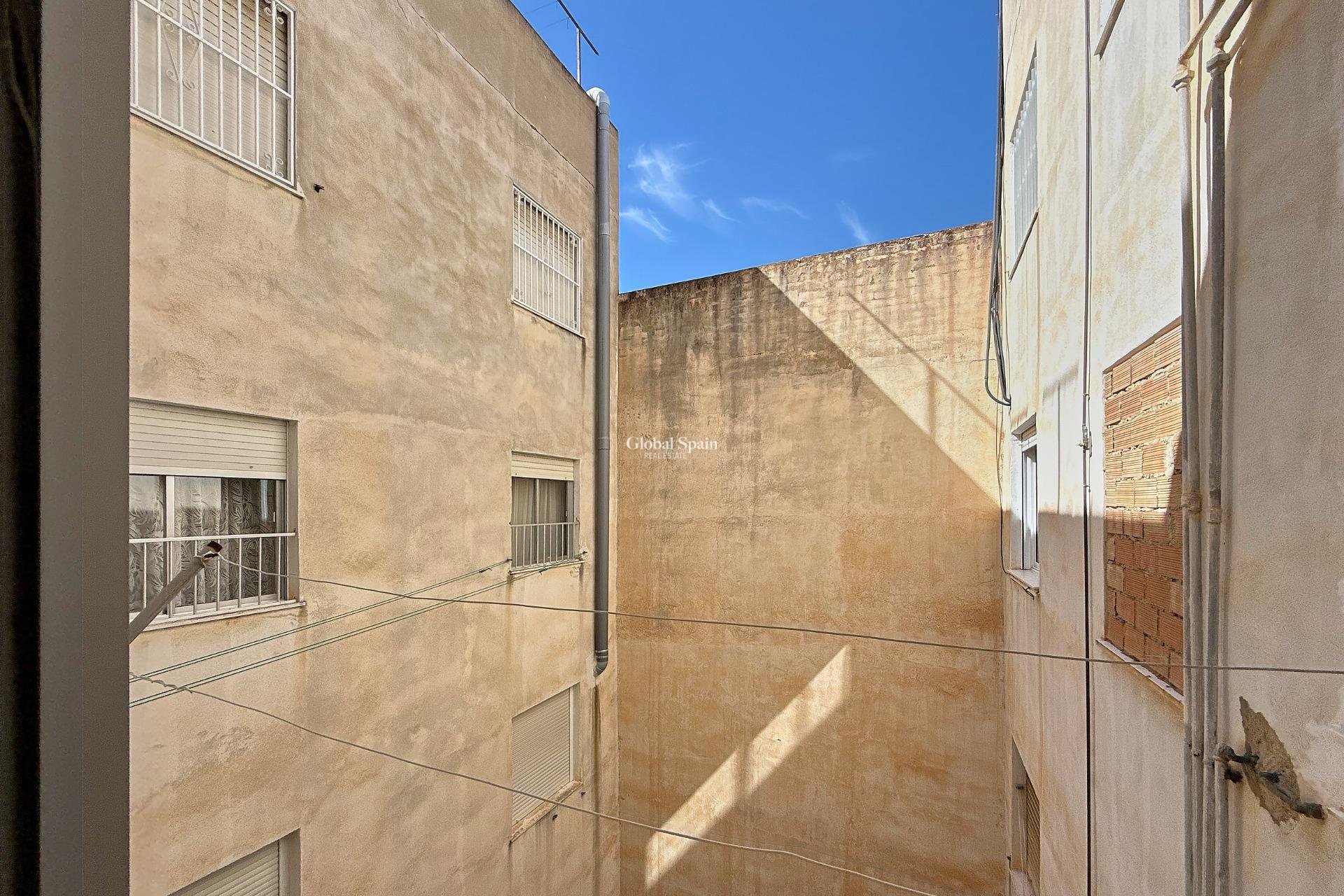 Wederverkoop - Appartement -
TORREVIEJA - Playa del cura