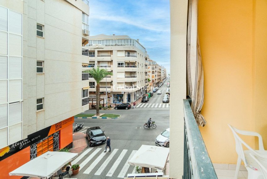 Wederverkoop - Appartement -
TORREVIEJA - Playa del cura
