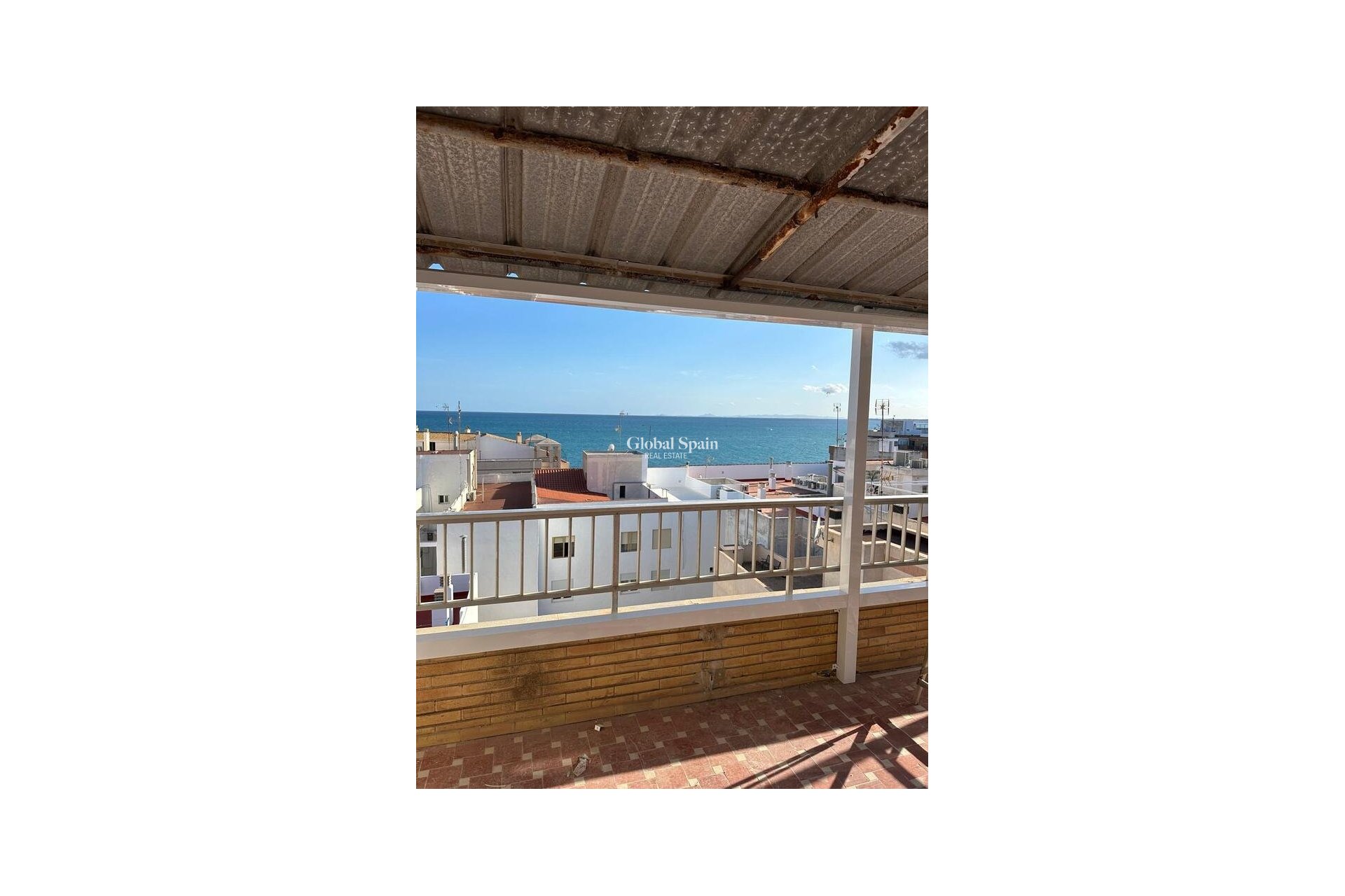 Wederverkoop - APPARTEMENT -
TORREVIEJA - Playa del Cura