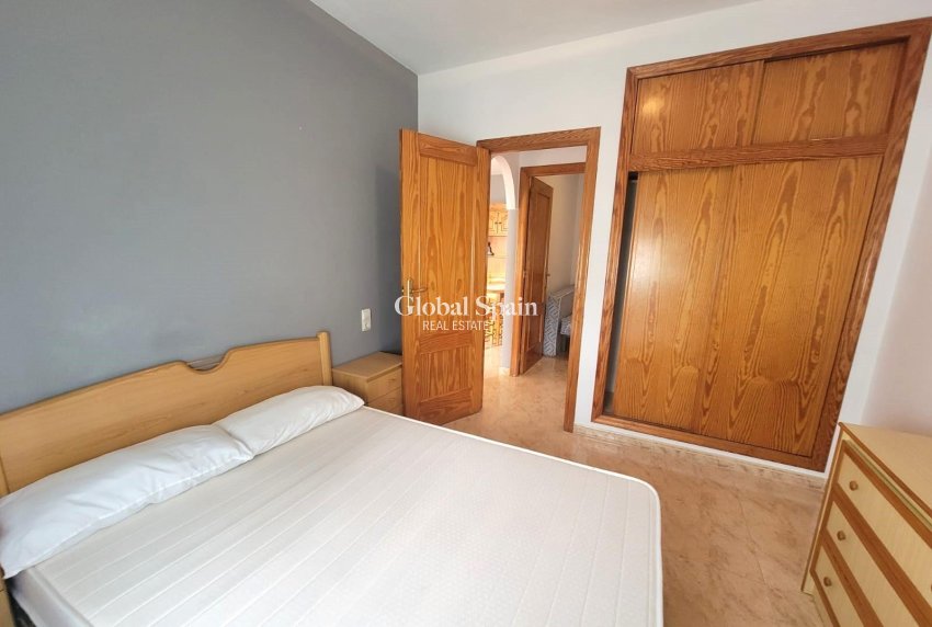 Wederverkoop - APPARTEMENT -
TORREVIEJA - Playa del Cura