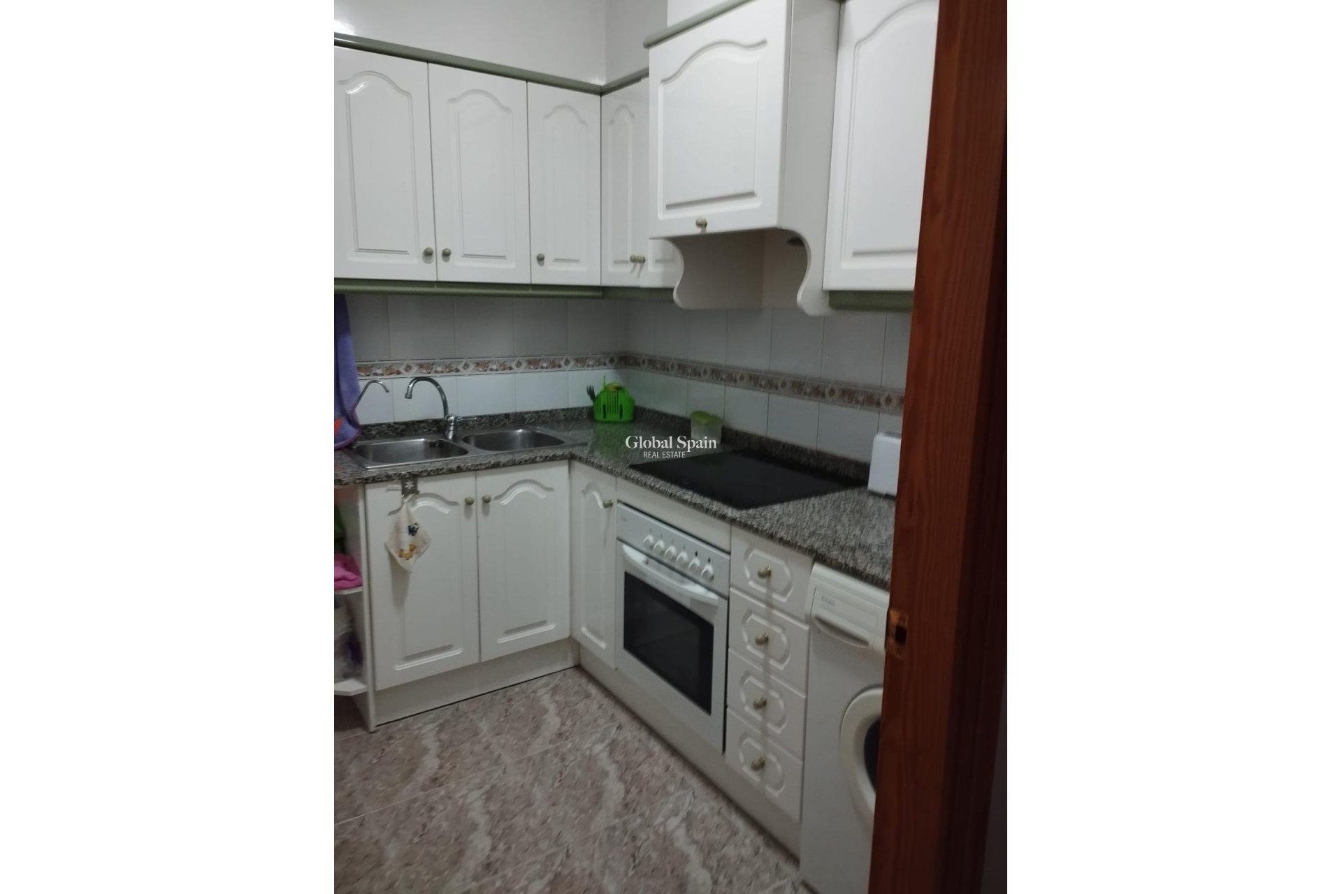 Wederverkoop - APPARTEMENT -
TORREVIEJA - Playa del Cura