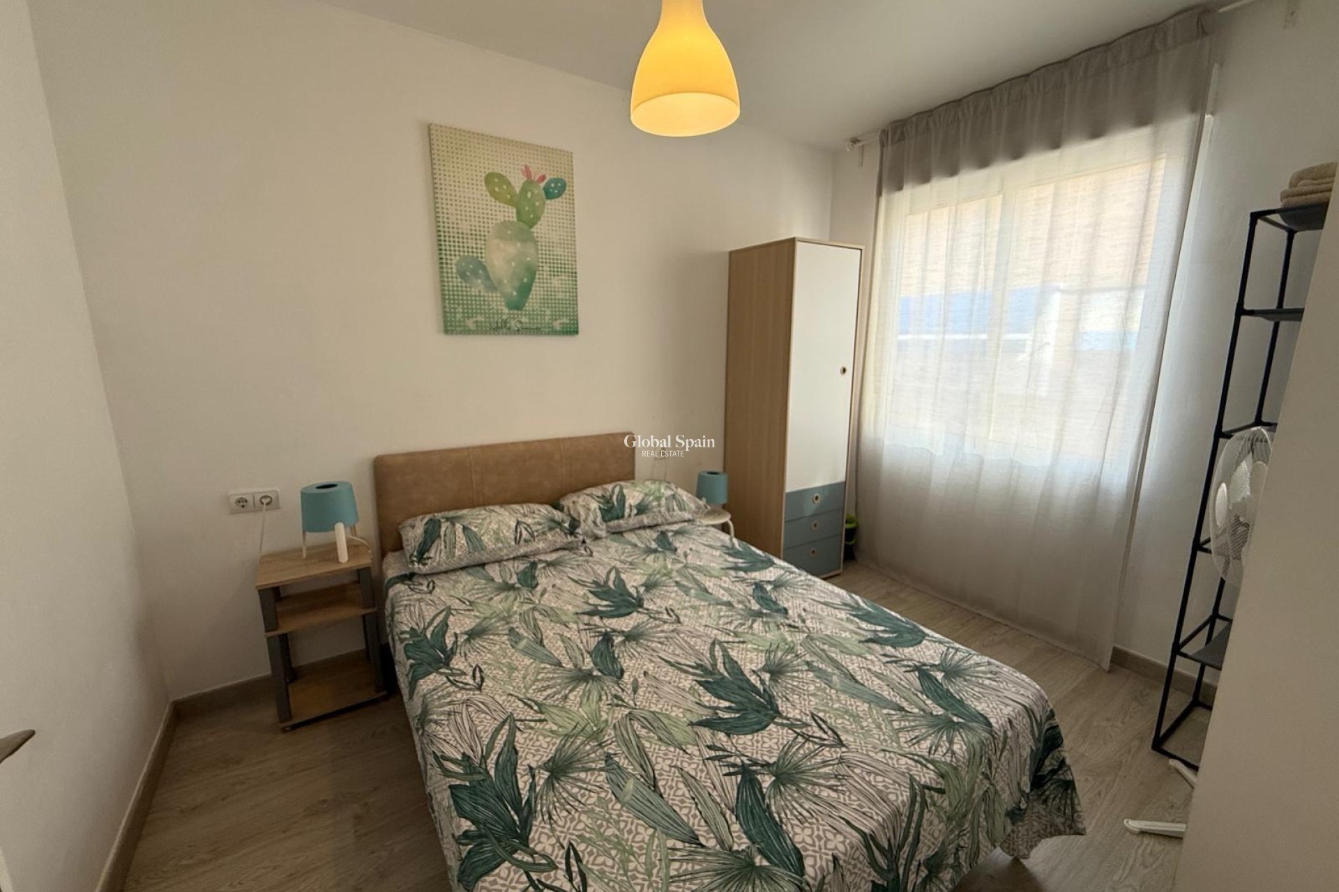 Wederverkoop - APPARTEMENT -
TORREVIEJA - Playa del Cura