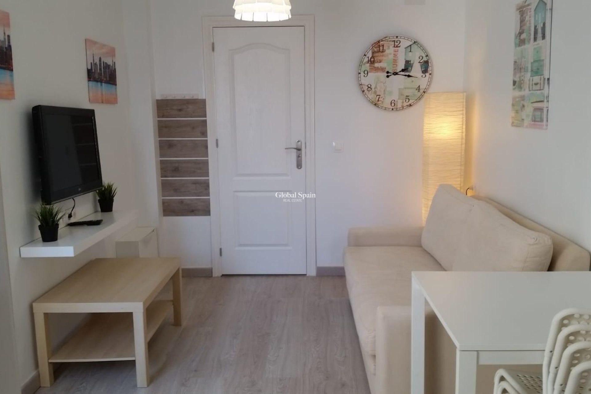 Wederverkoop - APPARTEMENT -
TORREVIEJA - Playa del Cura