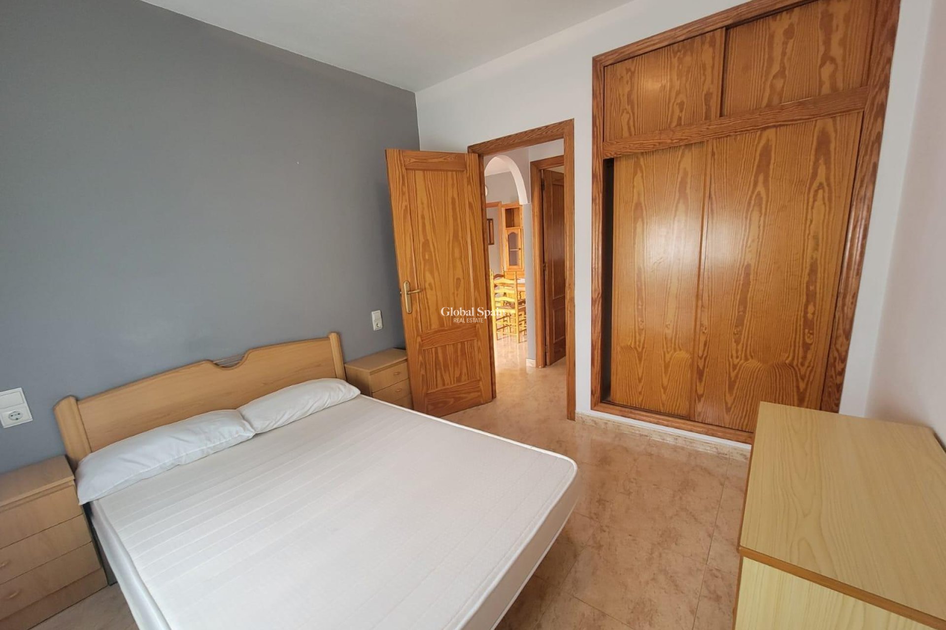 Wederverkoop - APPARTEMENT -
TORREVIEJA - Playa del Cura