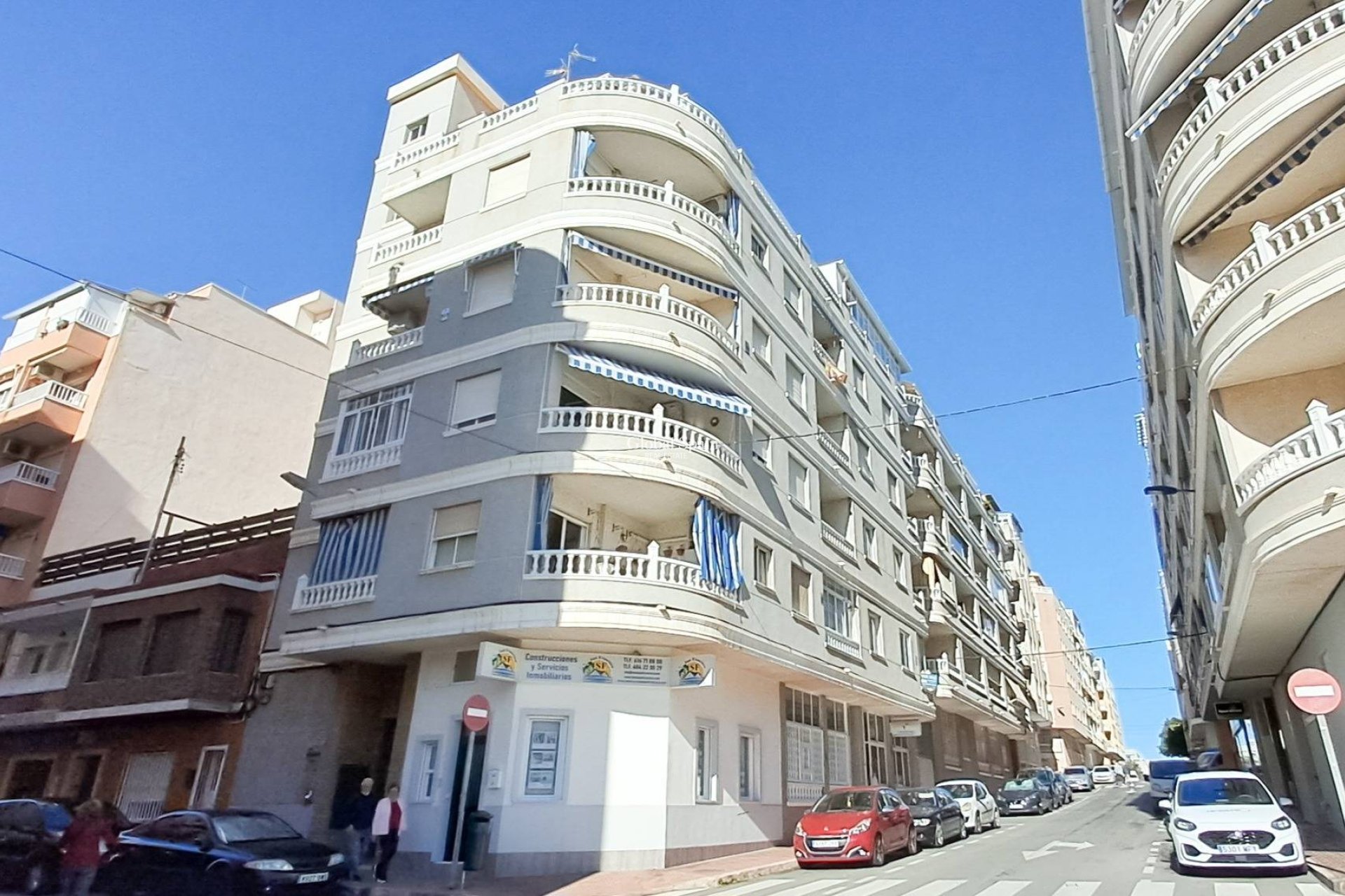Wederverkoop - APPARTEMENT -
TORREVIEJA - Playa del Cura