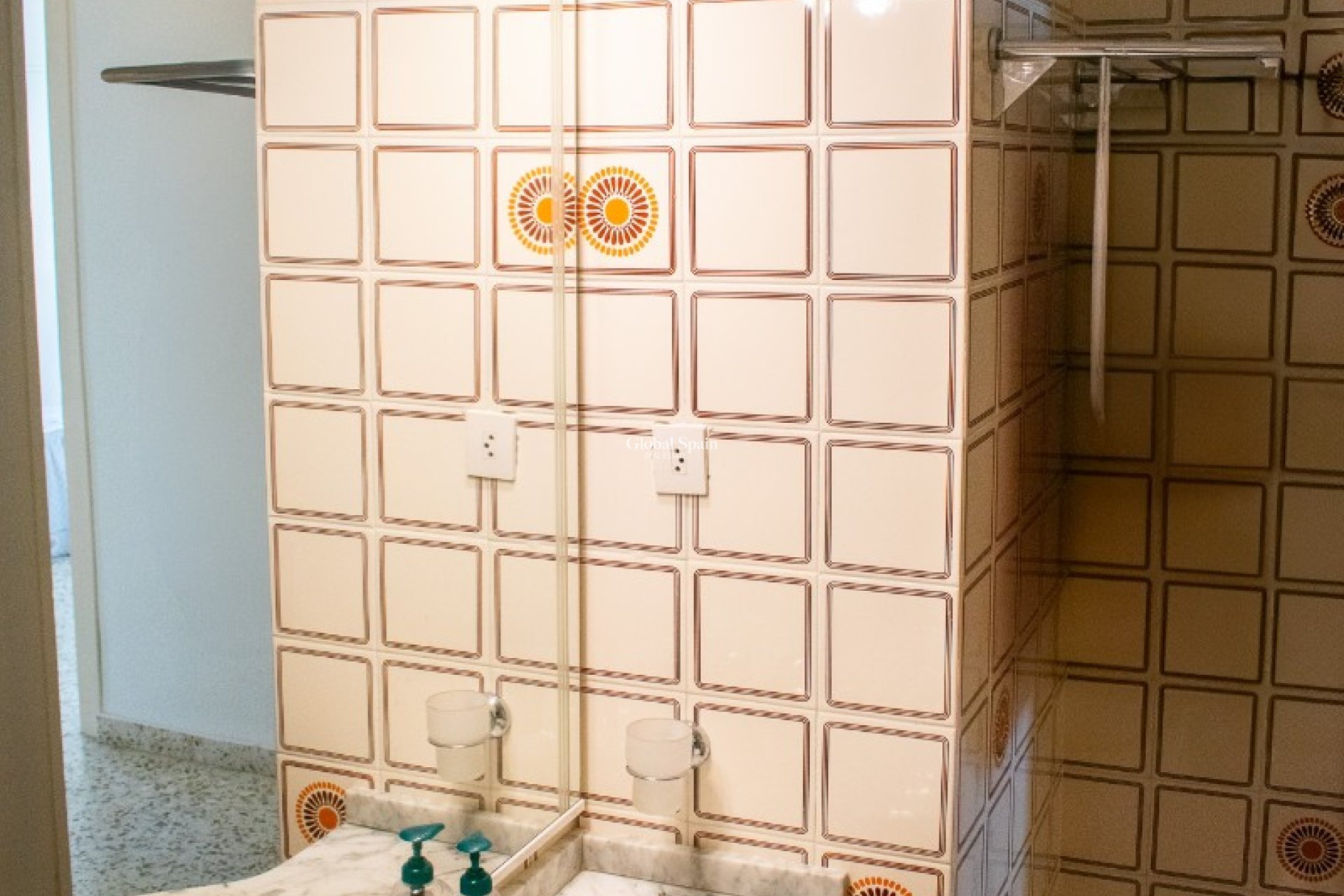 Wederverkoop - APPARTEMENT -
TORREVIEJA - Playa del Cura