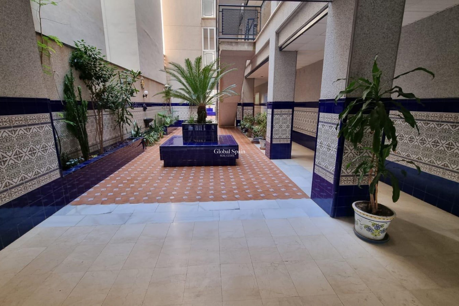 Wederverkoop - APPARTEMENT -
TORREVIEJA - Playa del Cura