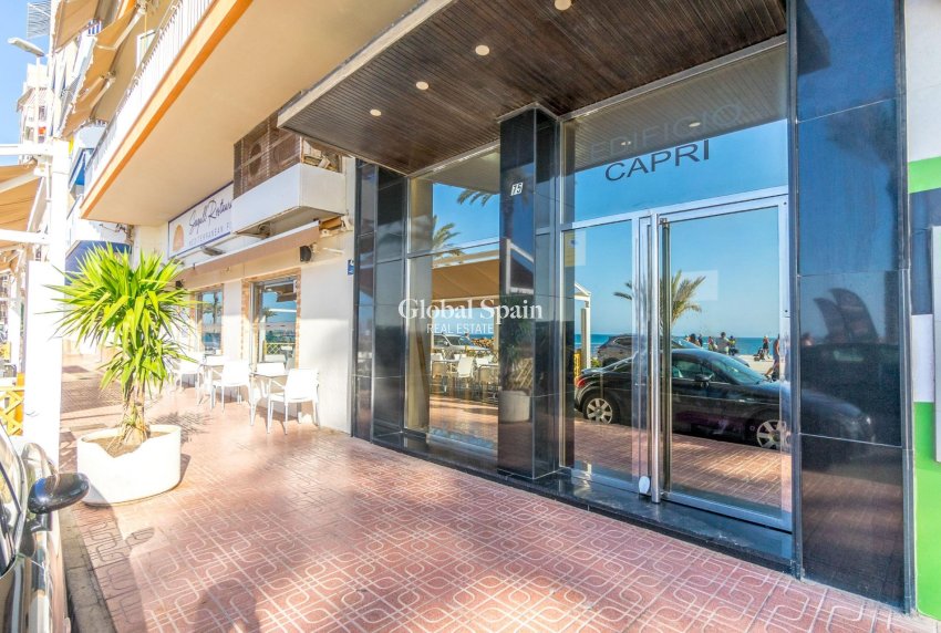 Wederverkoop - APPARTEMENT -
TORREVIEJA - Playa del Cura