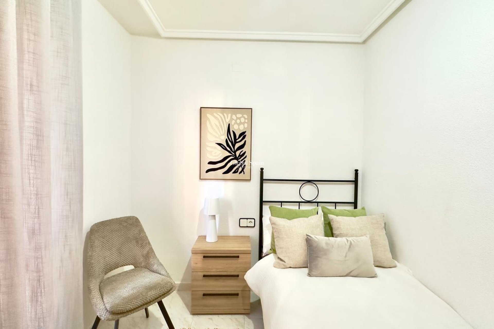 Wederverkoop - APPARTEMENT -
TORREVIEJA - Playa del Cura