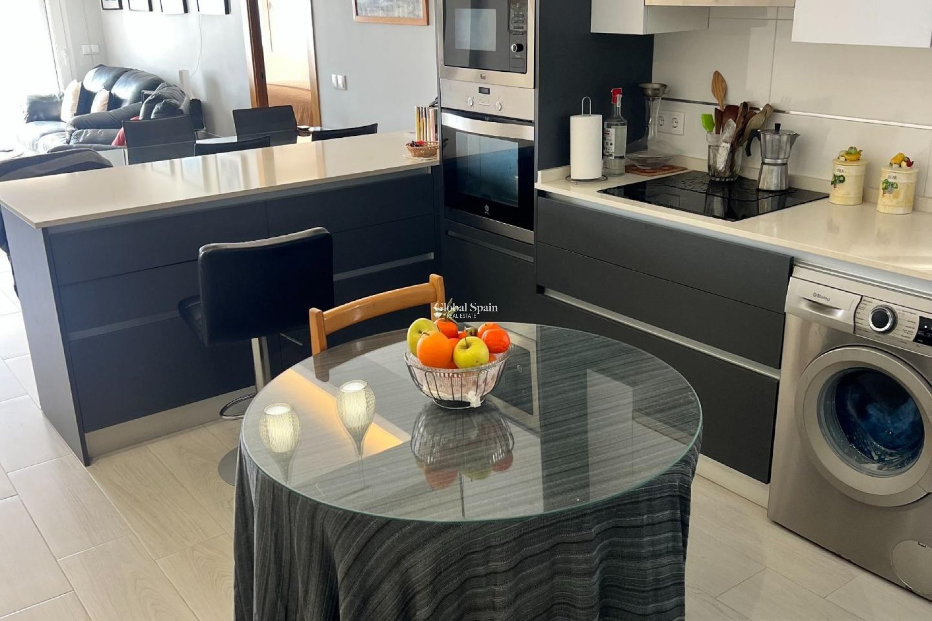 Wederverkoop - APPARTEMENT -
TORREVIEJA - Playa del Cura