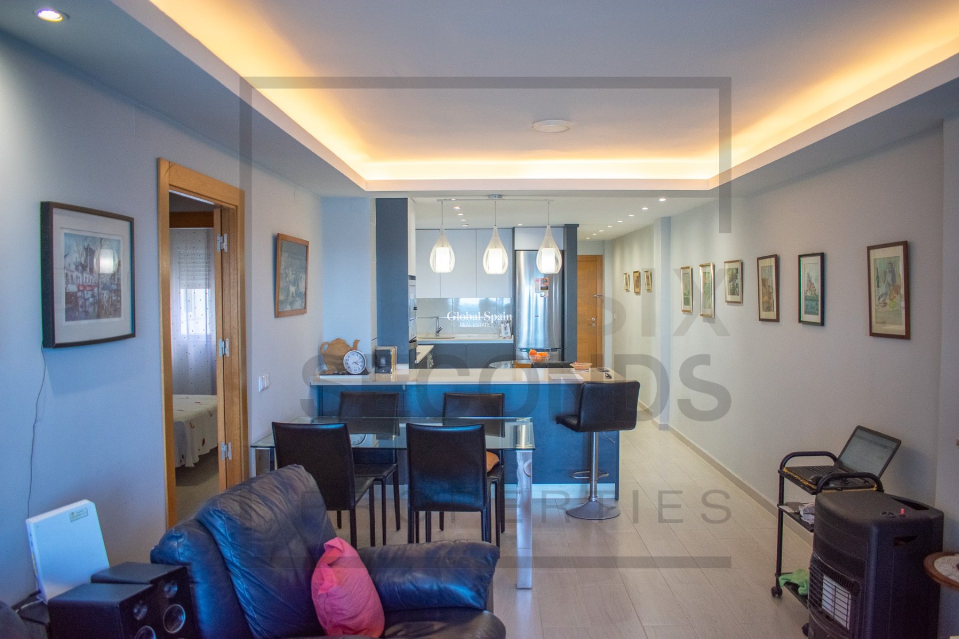Wederverkoop - APPARTEMENT -
TORREVIEJA - Playa del Cura