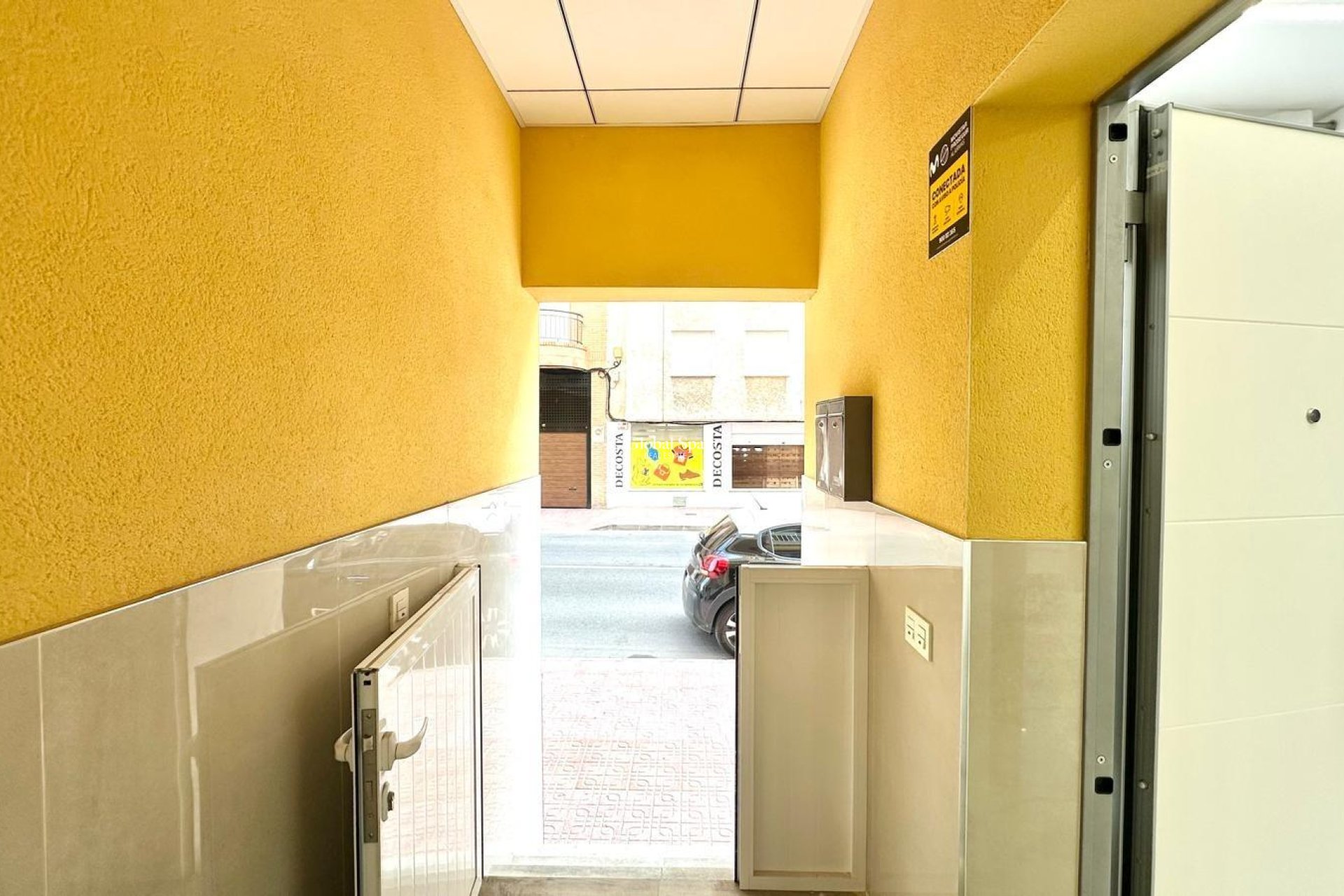 Wederverkoop - APPARTEMENT -
TORREVIEJA - Playa del Cura