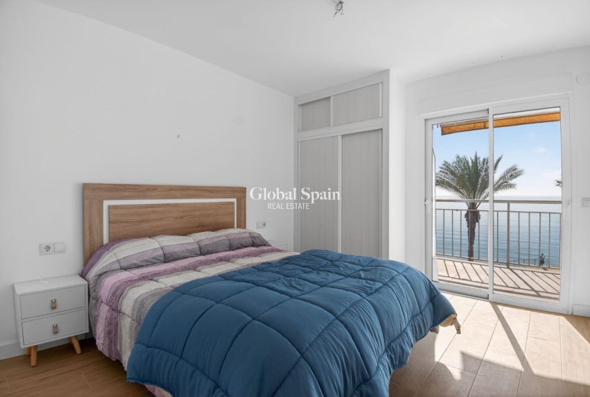 Wederverkoop - APPARTEMENT -
TORREVIEJA - Playa del Cura