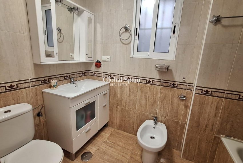 Wederverkoop - APPARTEMENT -
TORREVIEJA - Playa del Cura