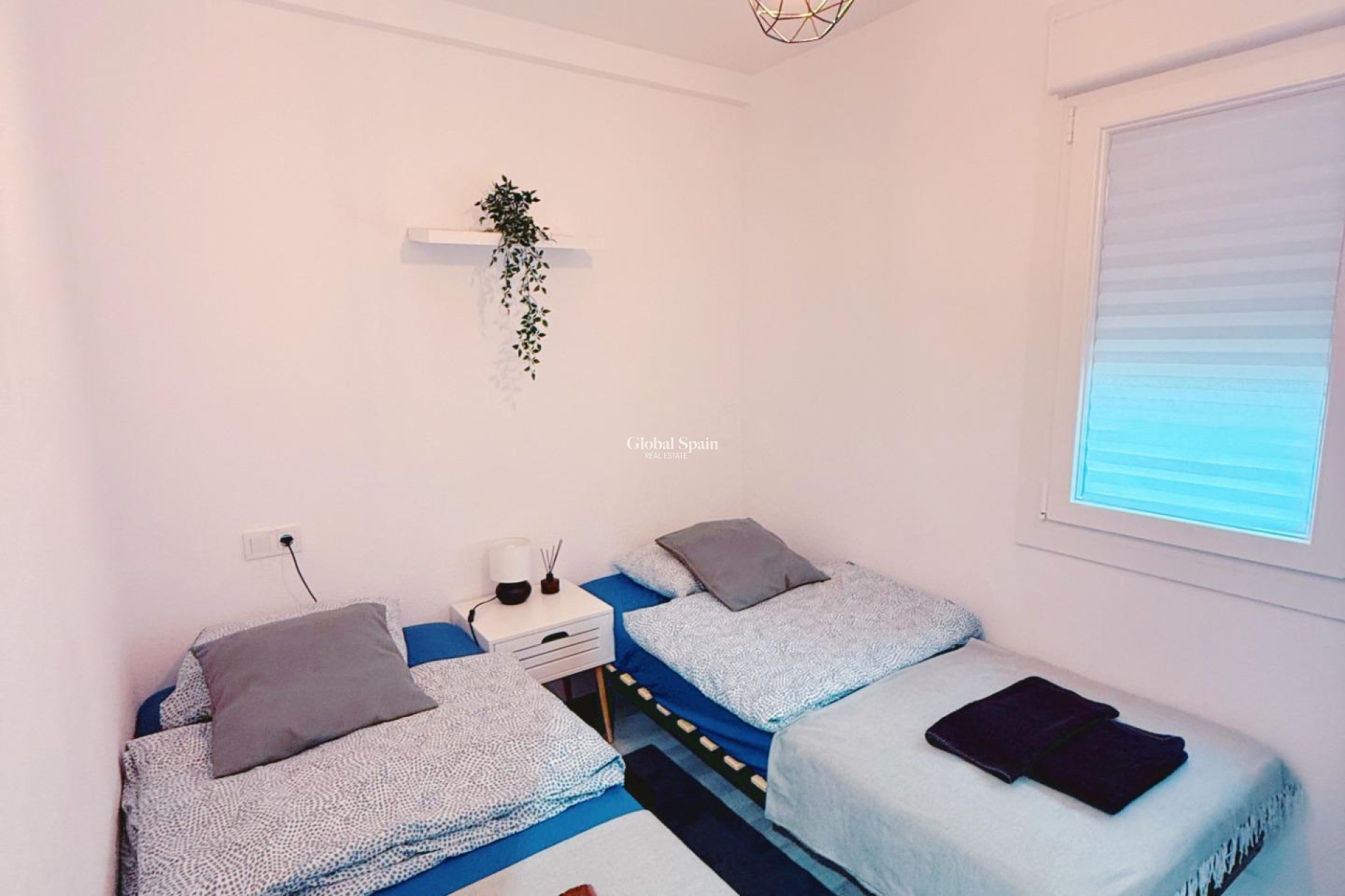 Wederverkoop - APPARTEMENT -
TORREVIEJA - Playa del Cura