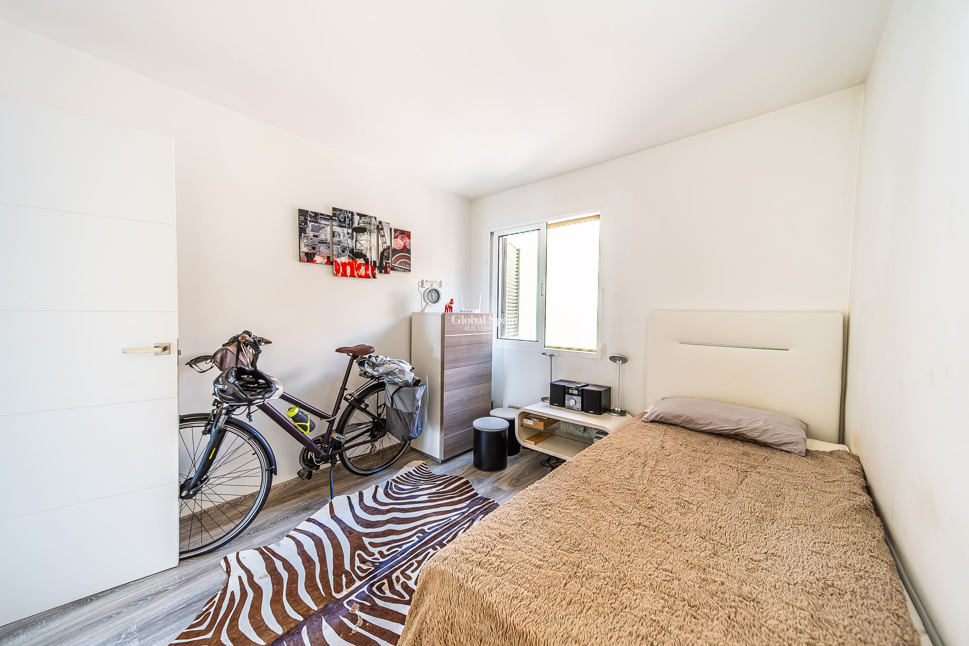 Wederverkoop - APPARTEMENT -
TORREVIEJA - Playa del cura