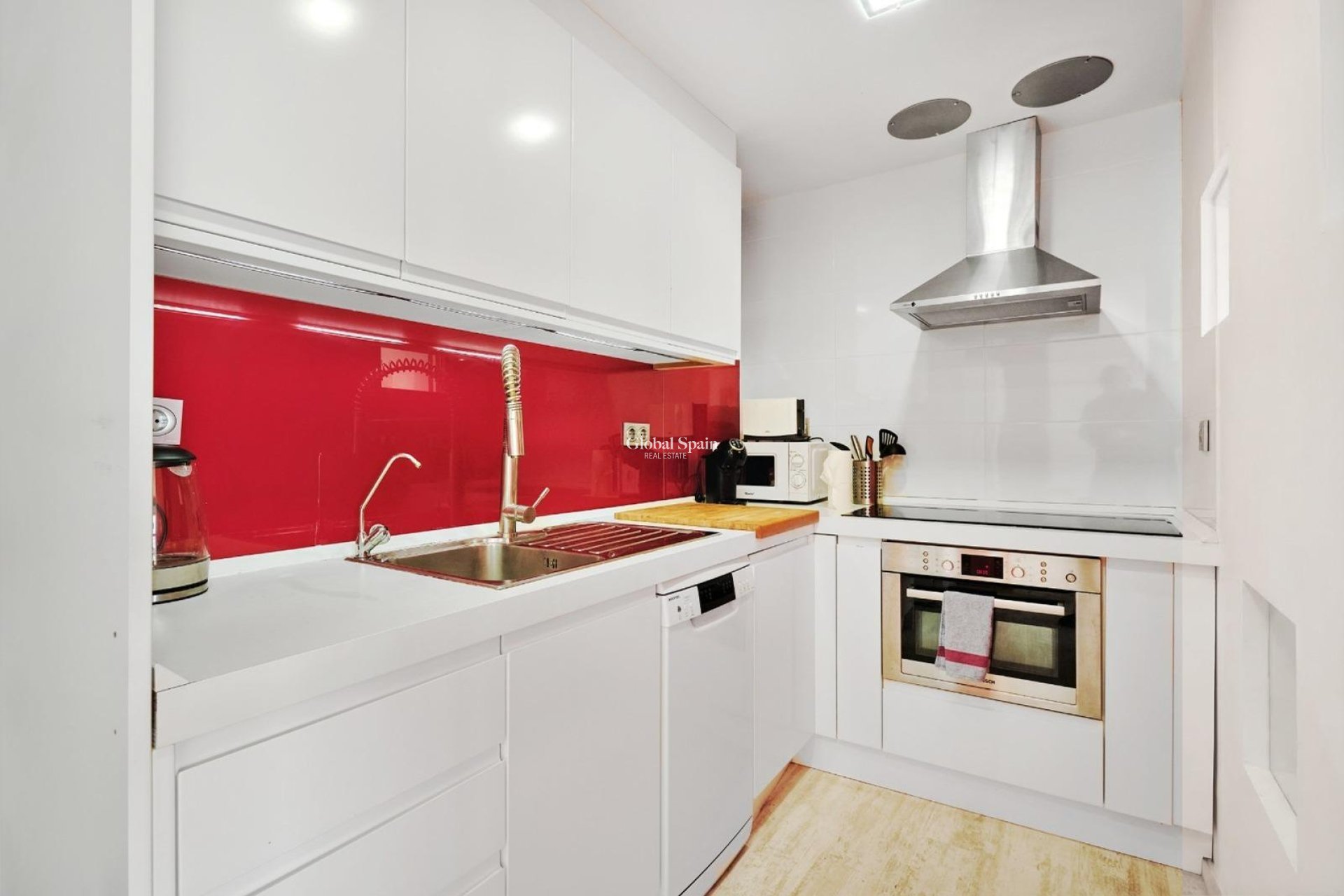 Wederverkoop - APPARTEMENT -
TORREVIEJA - Playa del Cura