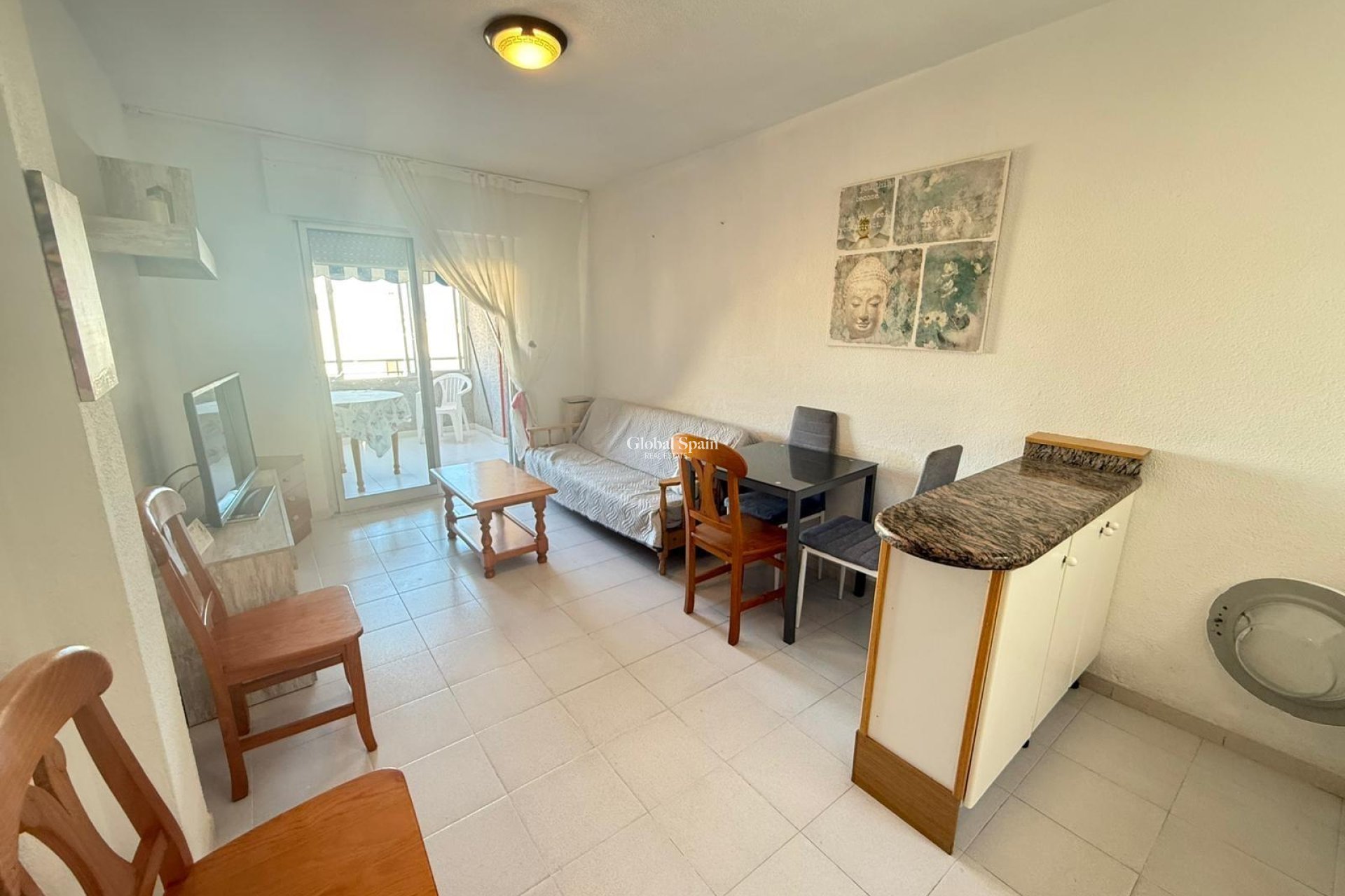 Wederverkoop - APPARTEMENT -
TORREVIEJA - Playa del Cura
