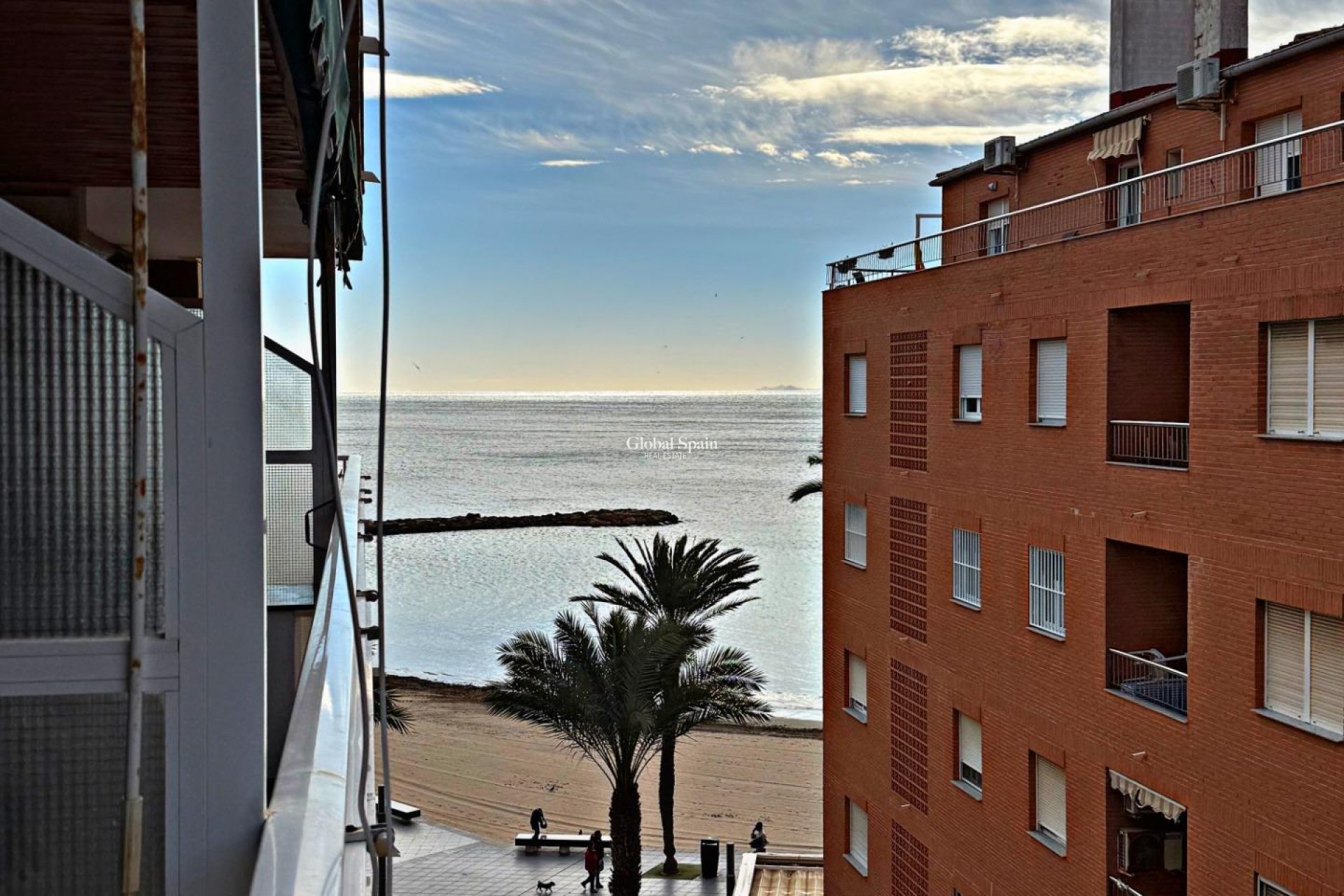 Wederverkoop - APPARTEMENT -
TORREVIEJA - Playa del Cura