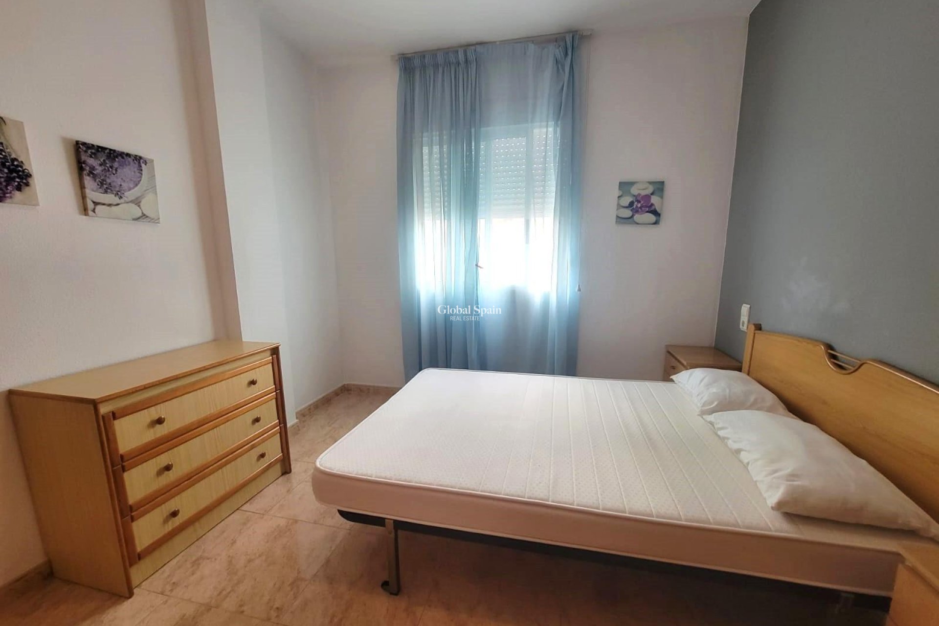 Wederverkoop - APPARTEMENT -
TORREVIEJA - Playa del Cura