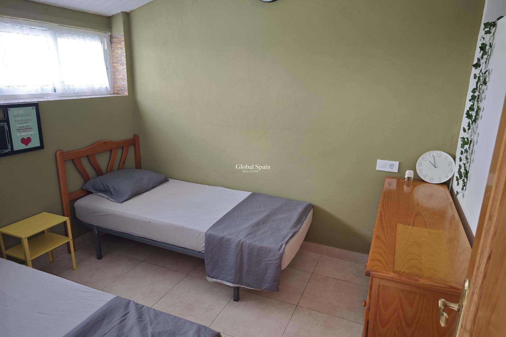 Wederverkoop - APPARTEMENT -
TORREVIEJA - Playa del Cura