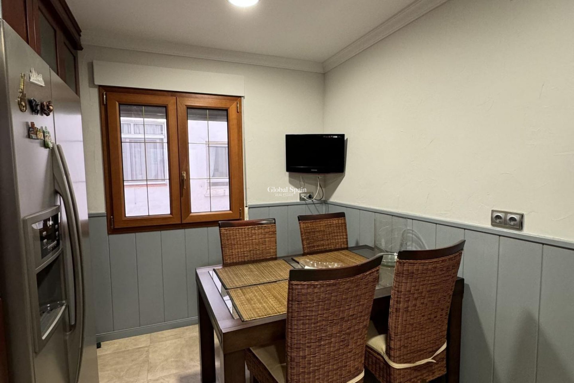 Wederverkoop - APPARTEMENT -
TORREVIEJA - Playa del Cura