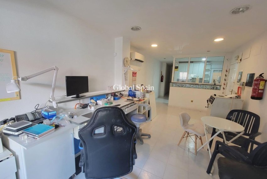 Wederverkoop - APPARTEMENT -
TORREVIEJA - Playa del Cura