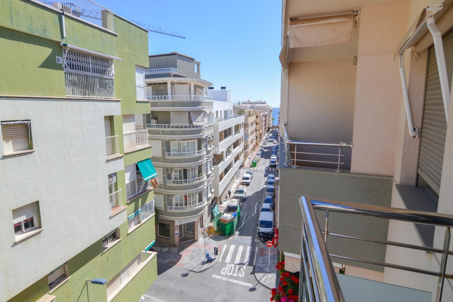 Wederverkoop - APPARTEMENT -
TORREVIEJA - Playa del Cura