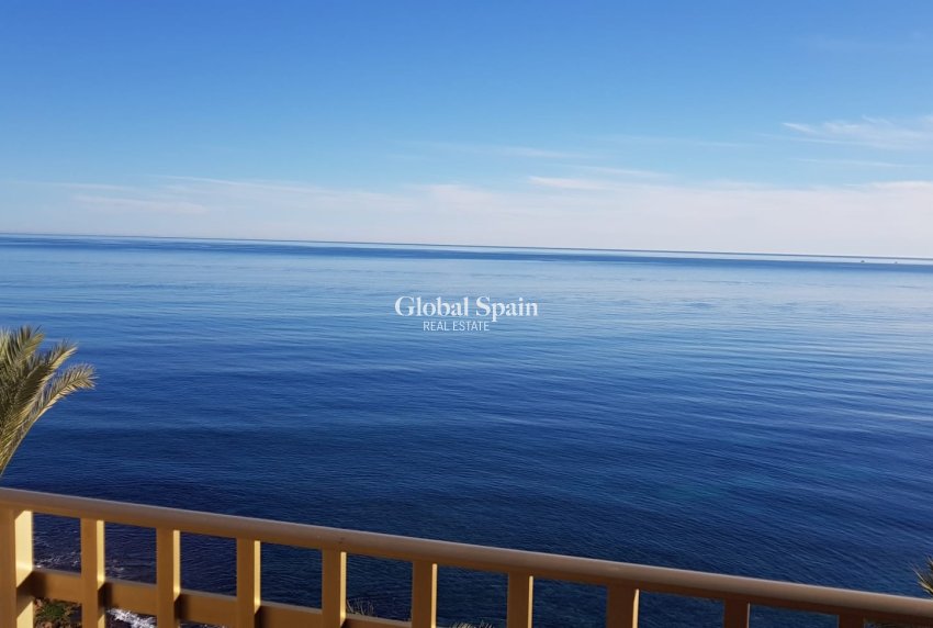 Wederverkoop - APPARTEMENT -
TORREVIEJA - Playa del Cura