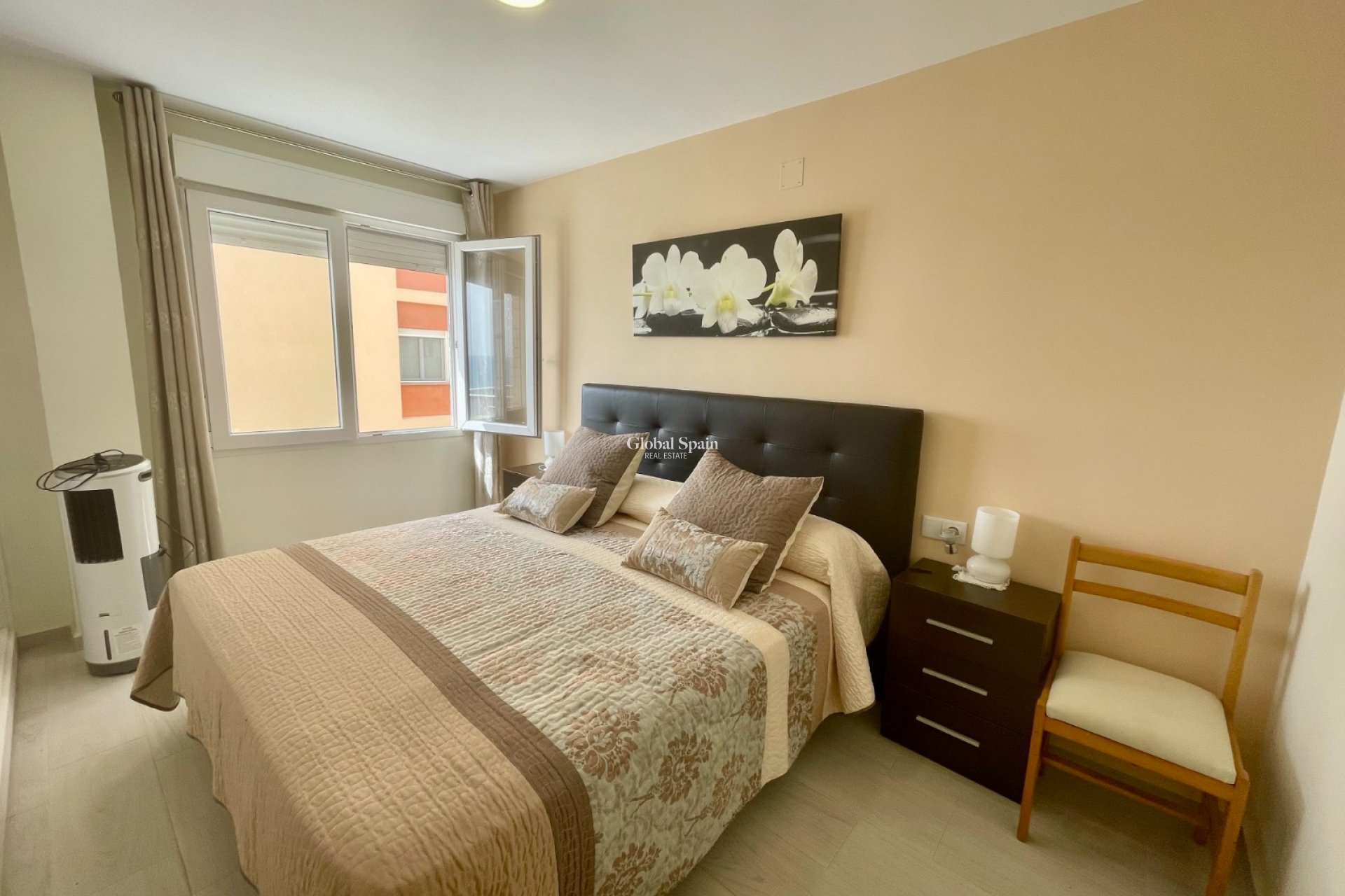 Wederverkoop - APPARTEMENT -
TORREVIEJA - Playa del Cura