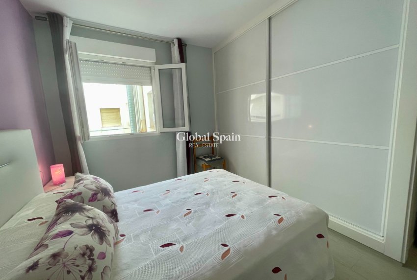 Wederverkoop - APPARTEMENT -
TORREVIEJA - Playa del Cura