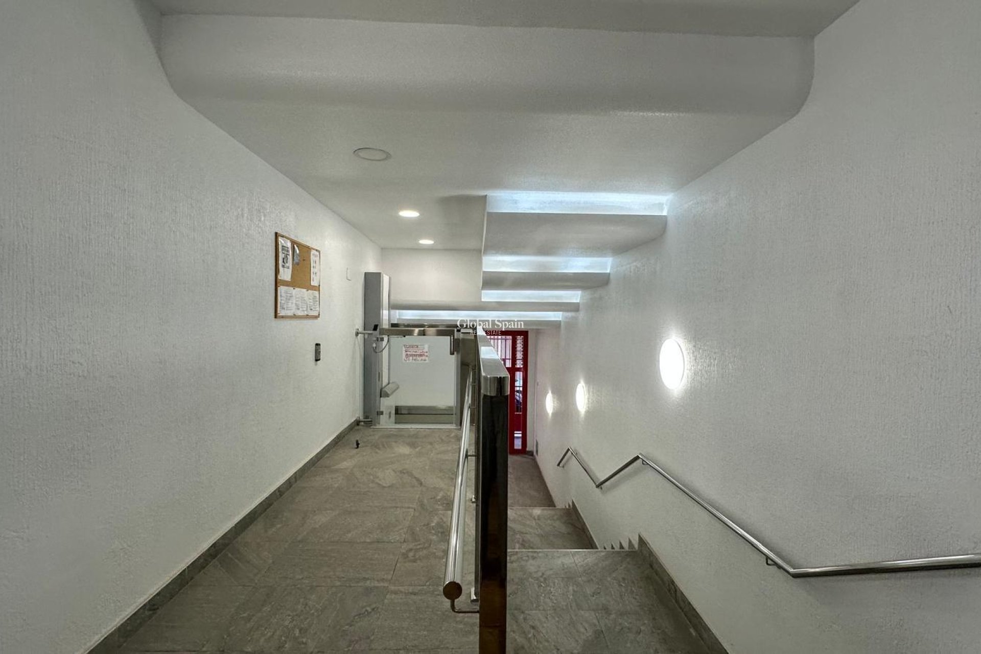 Wederverkoop - APPARTEMENT -
TORREVIEJA - Playa del Cura