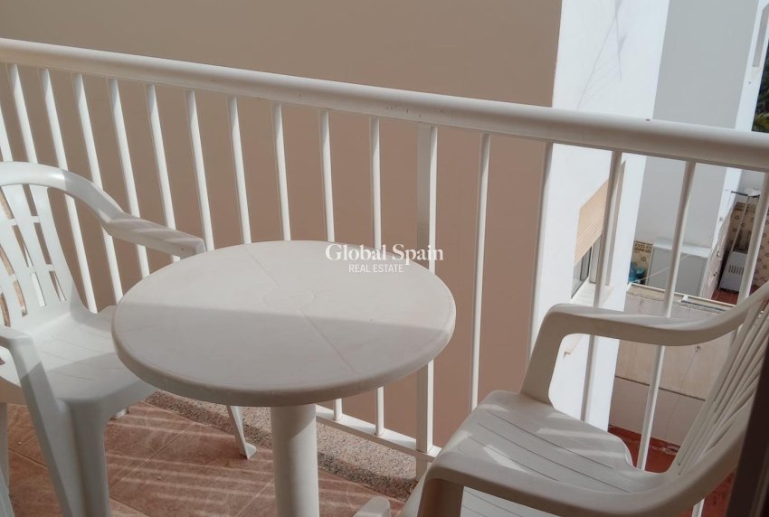 Wederverkoop - APPARTEMENT -
TORREVIEJA - Playa del Cura