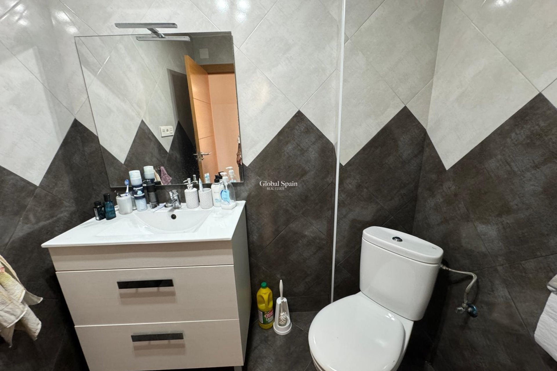 Wederverkoop - APPARTEMENT -
TORREVIEJA - Playa del Cura