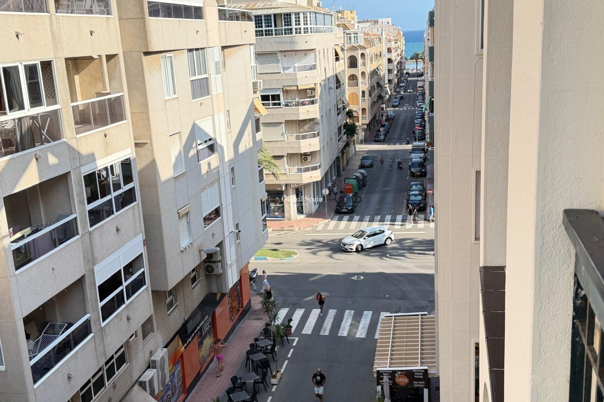 Wederverkoop - APPARTEMENT -
TORREVIEJA - Playa del Cura