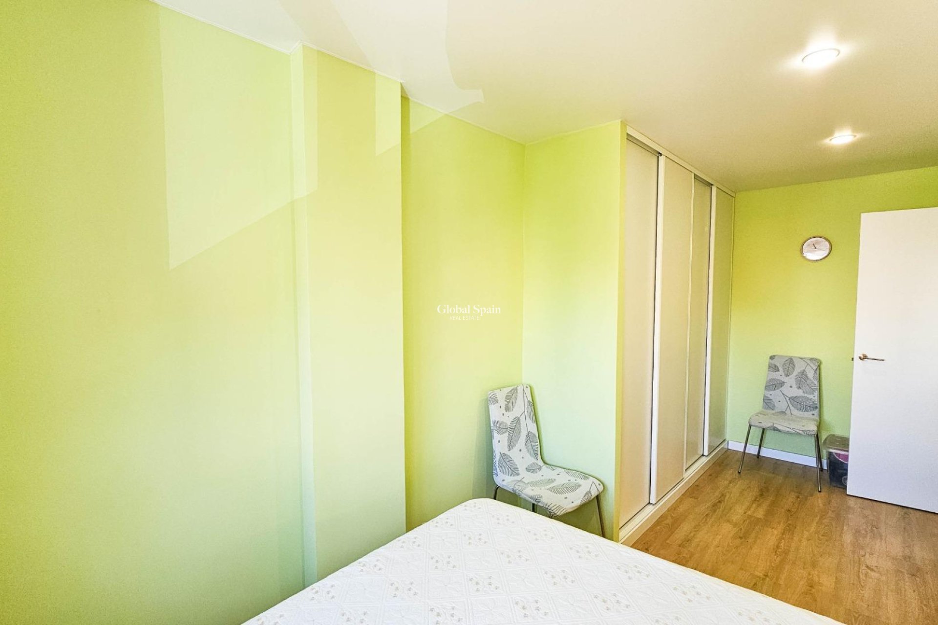 Wederverkoop - APPARTEMENT -
TORREVIEJA - Playa del Cura