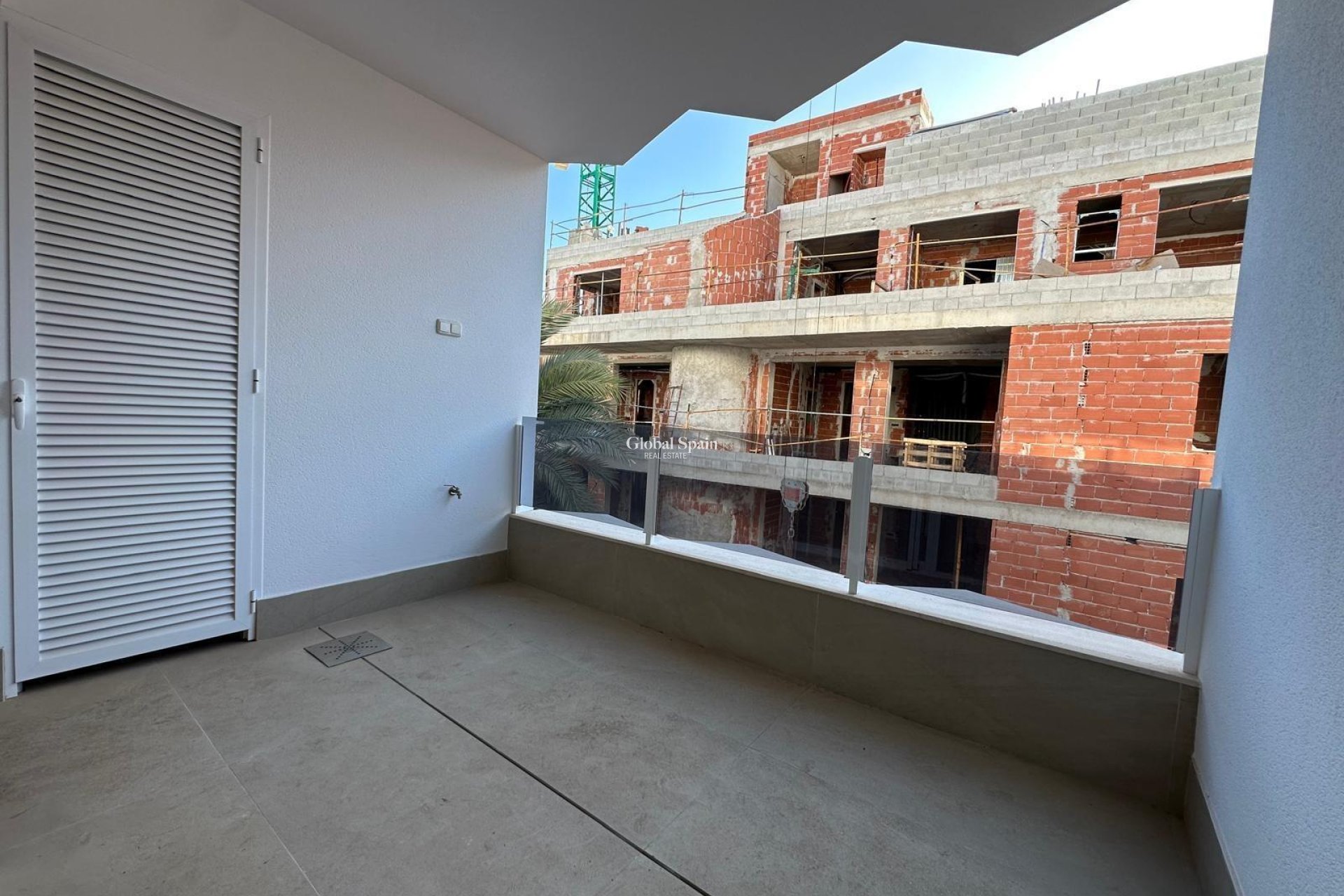 Wederverkoop - APPARTEMENT -
TORREVIEJA - Playa del Cura
