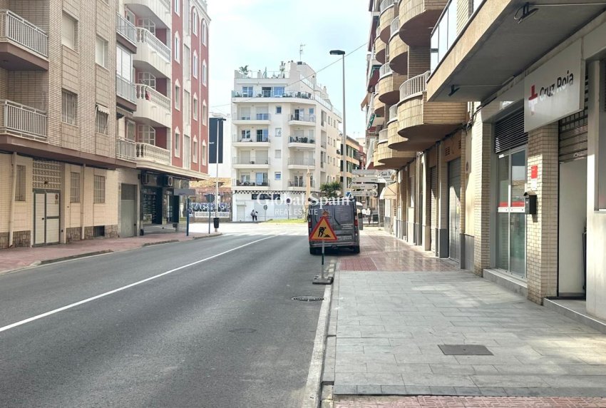 Wederverkoop - APPARTEMENT -
TORREVIEJA - Playa del Cura