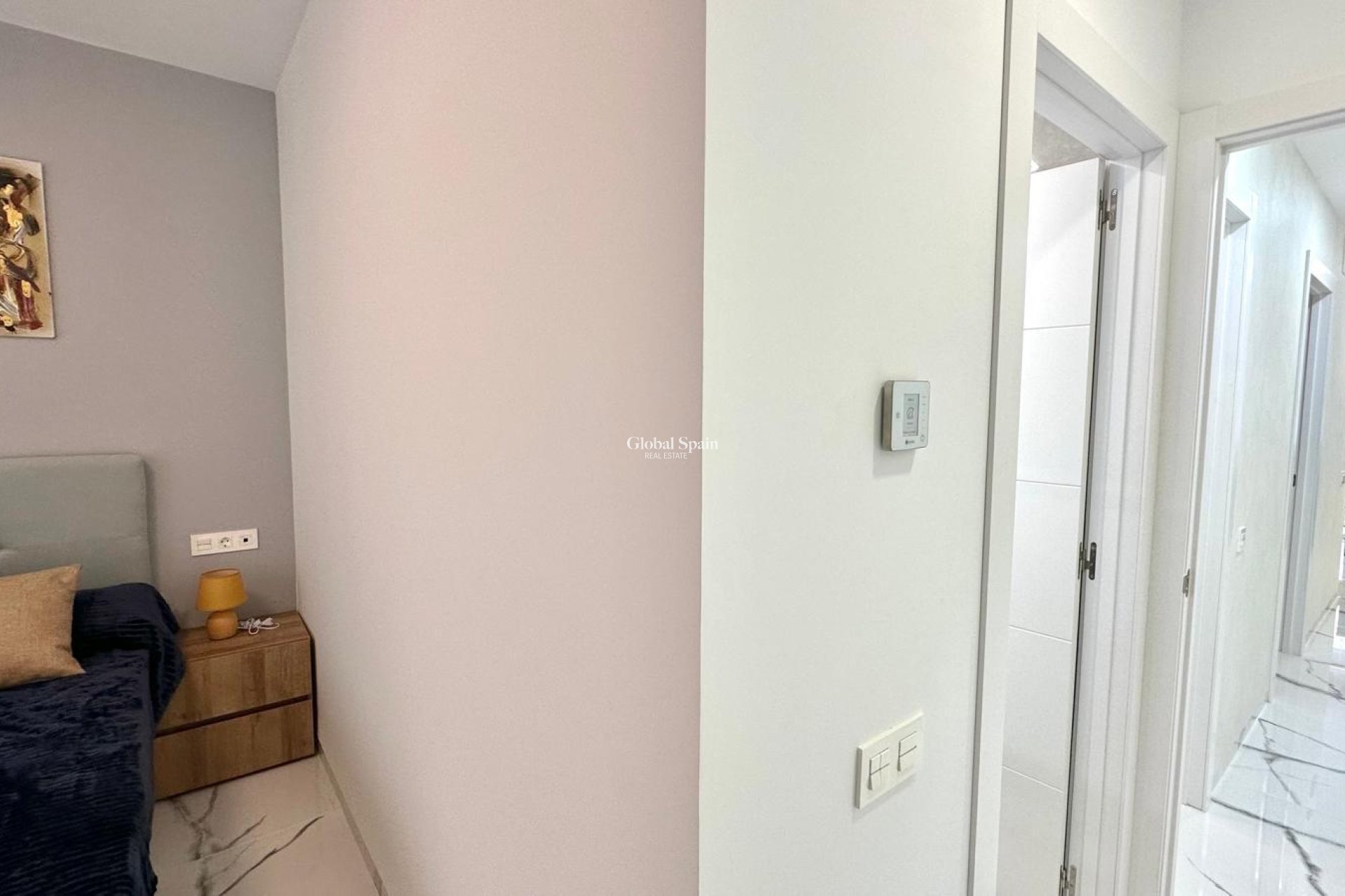 Wederverkoop - APPARTEMENT -
TORREVIEJA - Playa del Cura