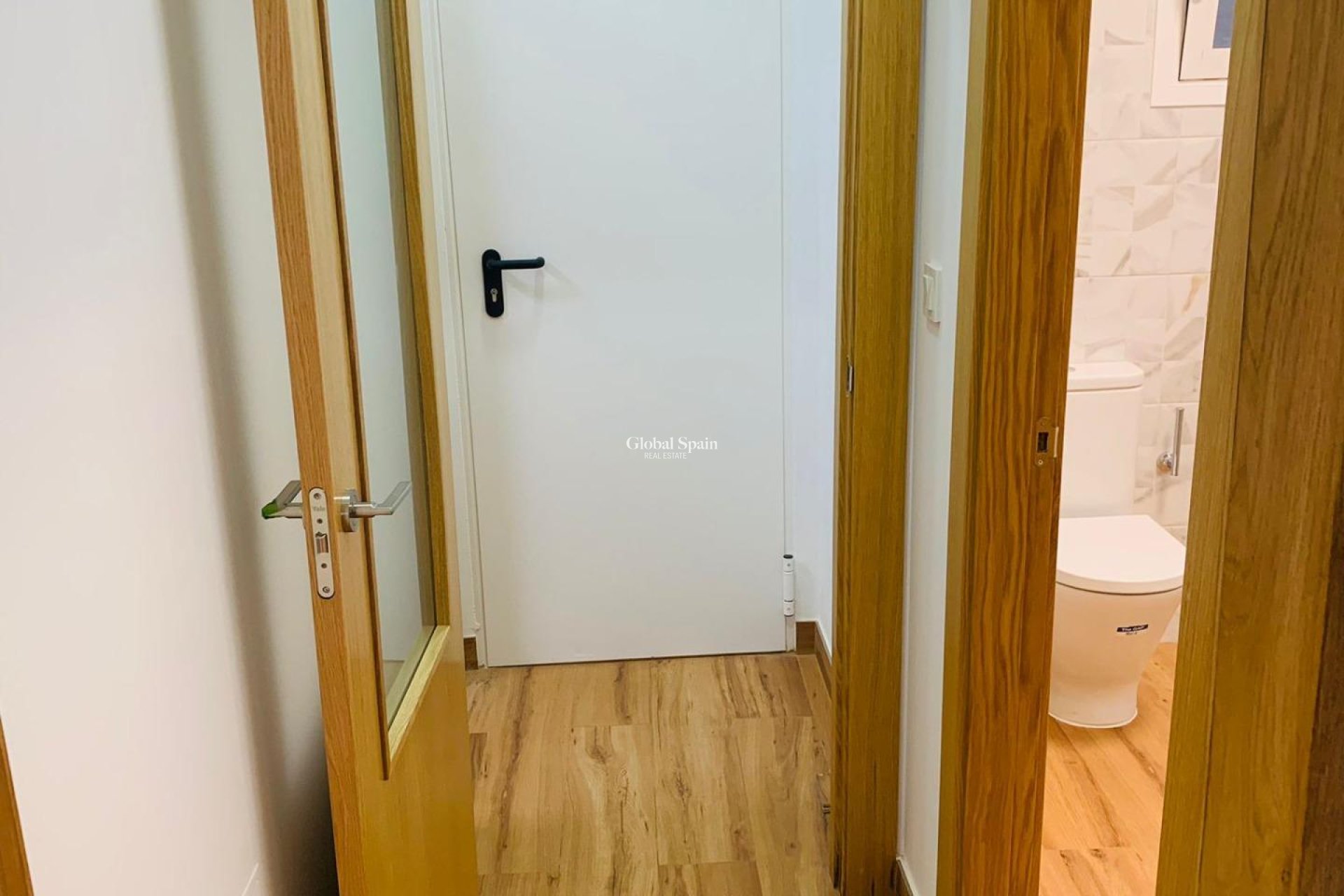 Wederverkoop - APPARTEMENT -
TORREVIEJA - Playa del Cura