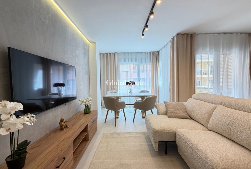 Wederverkoop - APPARTEMENT -
TORREVIEJA - Playa del Cura