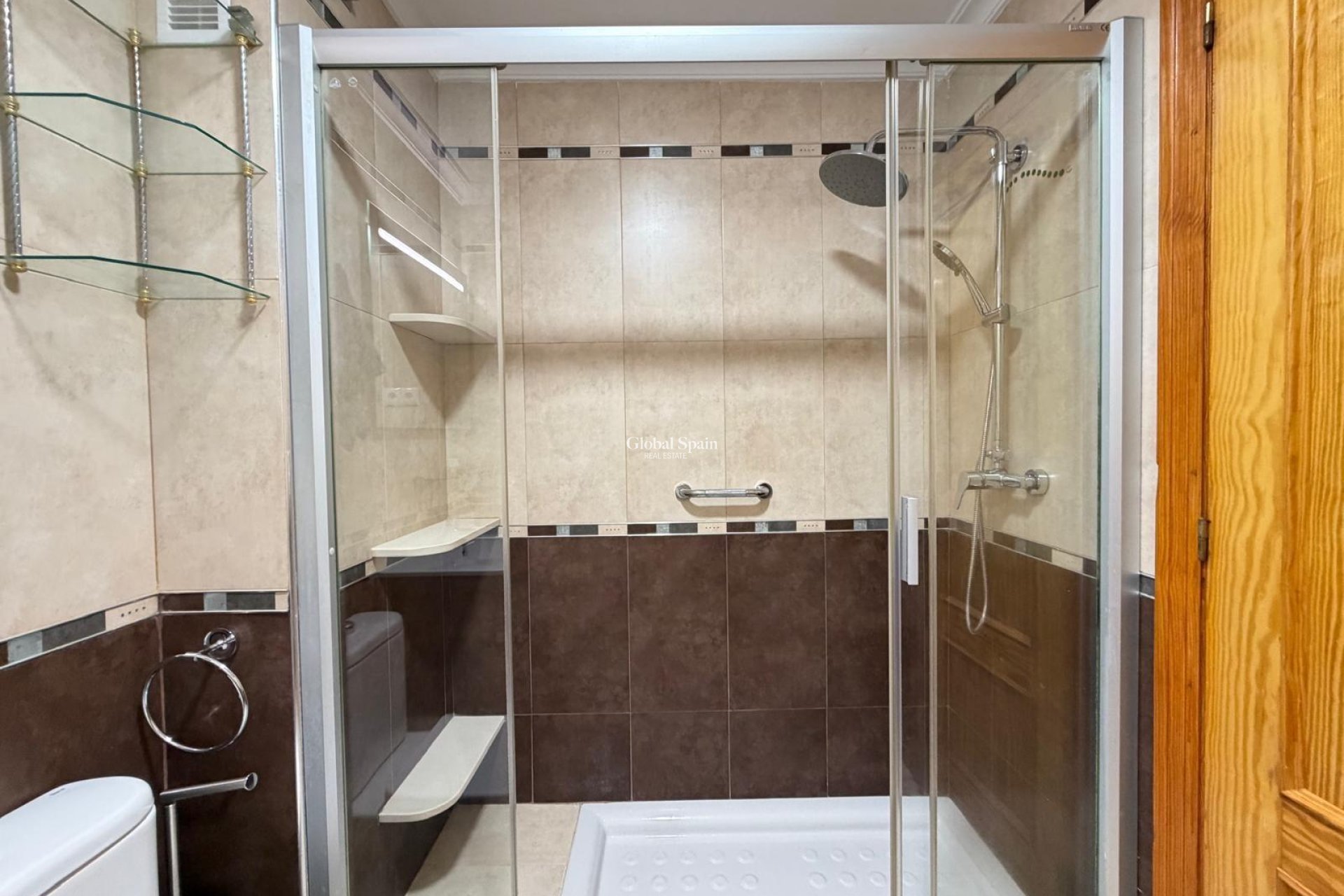 Wederverkoop - APPARTEMENT -
TORREVIEJA - Playa del Cura