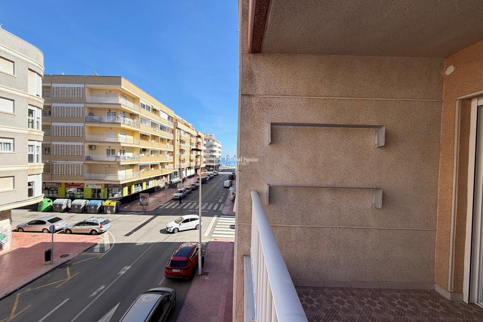 Wederverkoop - APPARTEMENT -
TORREVIEJA - Playa del Cura