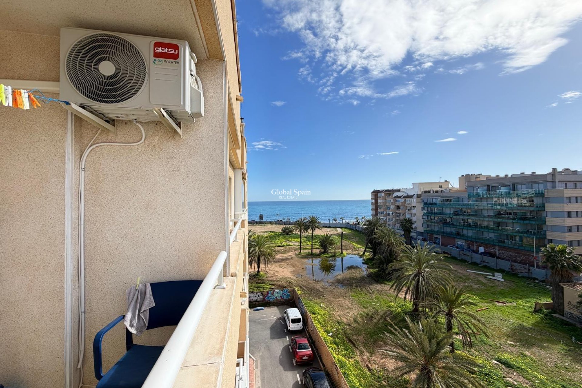 Wederverkoop - APPARTEMENT -
TORREVIEJA - Playa del Cura