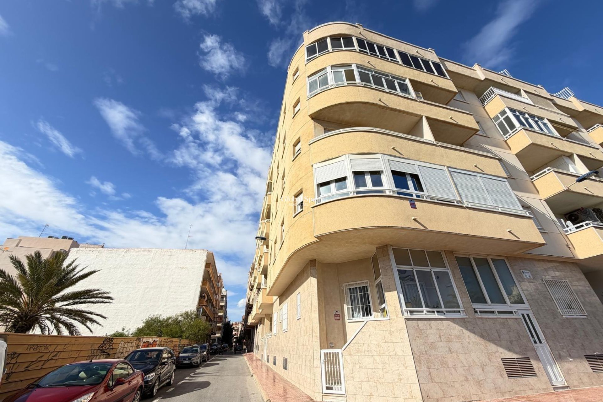 Wederverkoop - APPARTEMENT -
TORREVIEJA - Playa del Cura