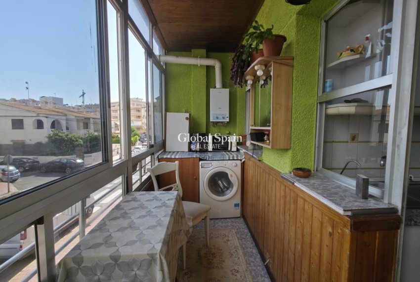 Wederverkoop - APPARTEMENT -
TORREVIEJA - Playa del Cura
