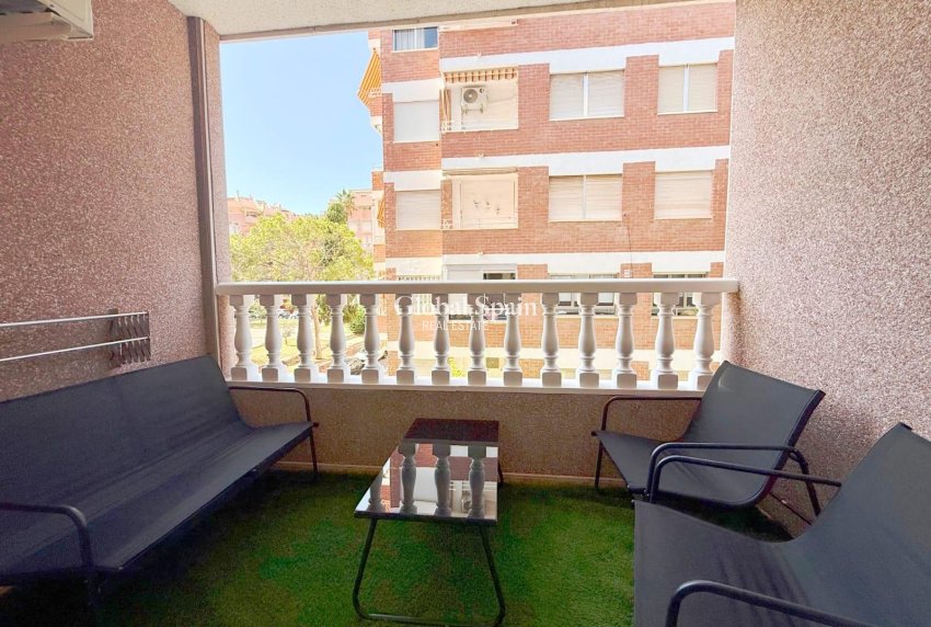 Wederverkoop - APPARTEMENT -
TORREVIEJA - Playa del Cura