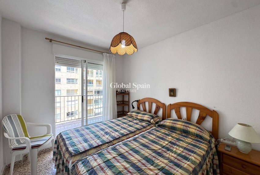 Wederverkoop - APPARTEMENT -
TORREVIEJA - Playa del Cura